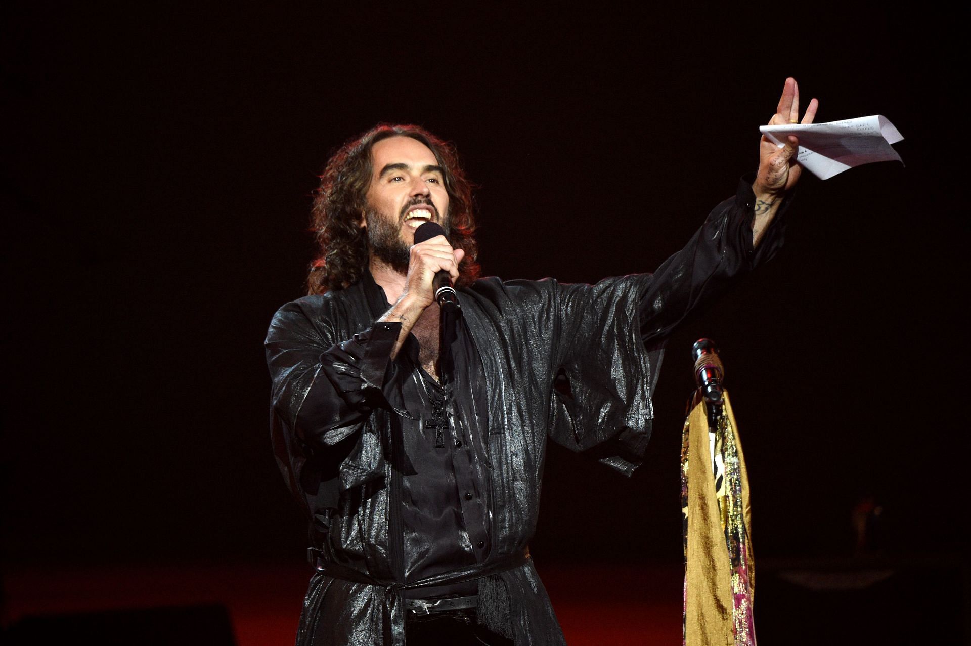 Russell Brand (Image via Getty)